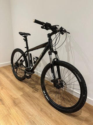Bicicleta MTB coluer con frenos de disco