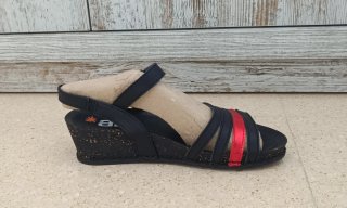 Sandalias Art Negras y Rojas