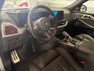 BMW XM LABEL RED !!