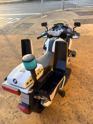 Moto Eléctrica Infantil BMW SIN ESTRENAR