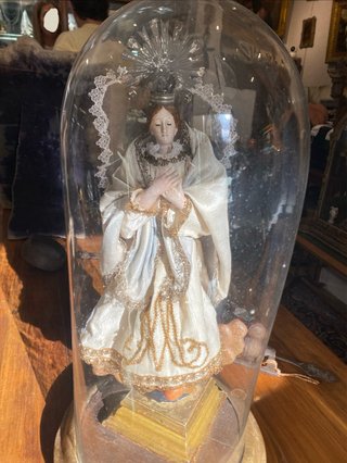 Virgen del transito con corona y aura