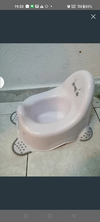Orinal y adaptador para niños