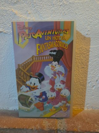 Pato Aventuras: Un Hotel Fantasmagórico VHS