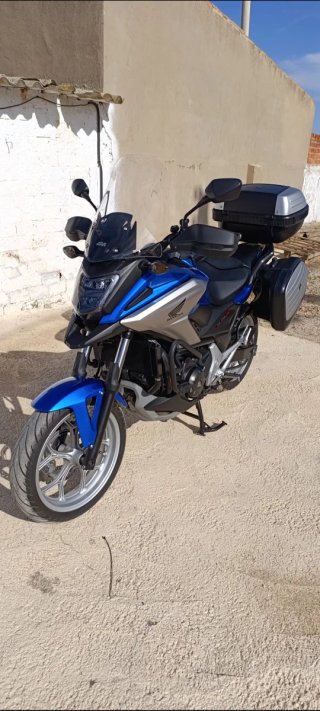 Honda NC750X 2019