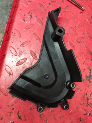 Protector piñón cadena KTM duke 125/390