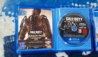 Lote 4 juegos PS4: Call of Duty, Farming Simulator