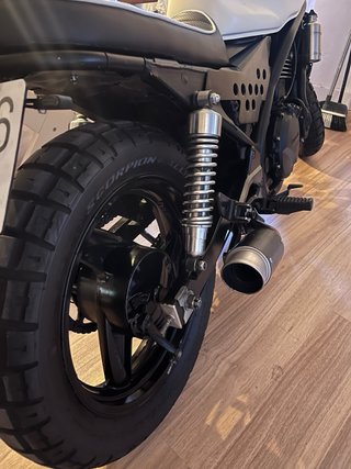 Kawasaki Er5 Cafe Racer