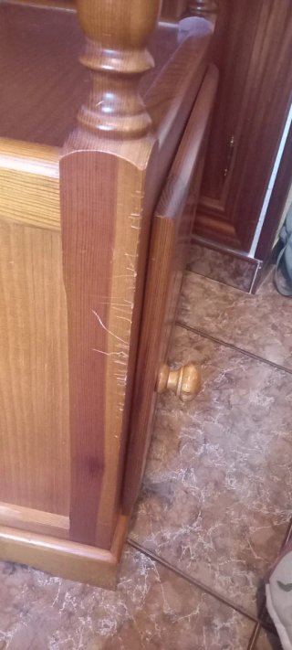 Mesita auxiliar de madera