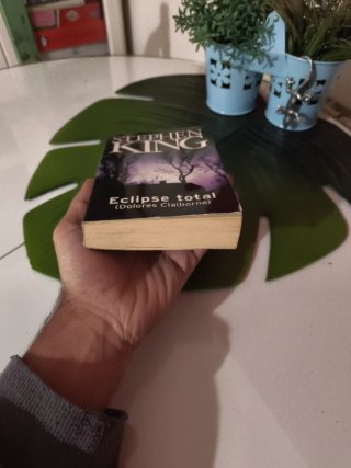 Eclipse total (Dolores Claiborne) Stephen King