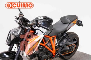 KTM 1290 SUPER DUKE R