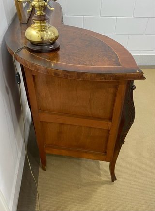 Antigua consola bombé estilo Luis XV