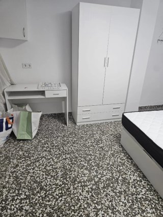Base Cama con Arcón y Colchón