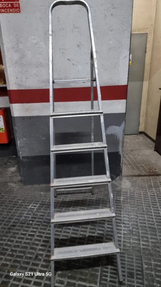 Escalera Plegable Aluminio 5 Peldaños 190 m