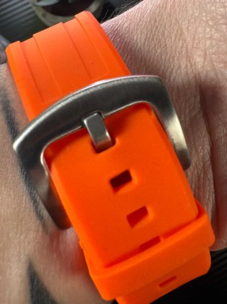 Reloj G-Shock Transparente Naranja