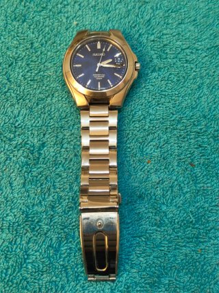 Reloj Seiko Perpetual Calendar Azul.