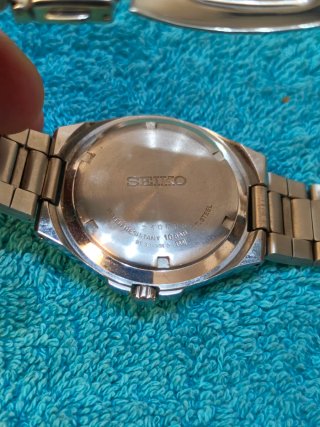 Reloj Seiko Perpetual Calendar Azul.