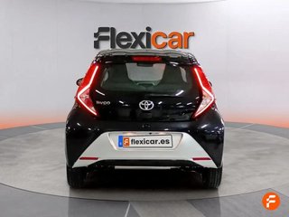 Toyota Aygo 1.0 70 x-play