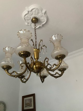Lámpara de techo antigua dorada