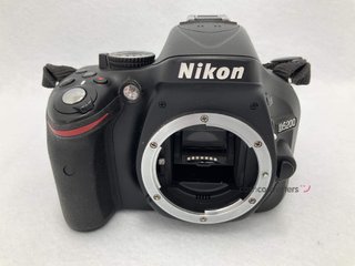 camara digital reflex nikon d5200