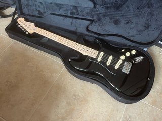 2x Guitarras Eléctricas (RESERVADO!!)