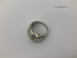 anillo oro 18k con piedra con diamante