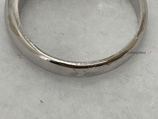 anillo oro 18k con piedra con diamante