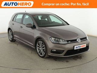 Volkswagen Golf 2.0 TDI Sport by R-Line BlueMotion