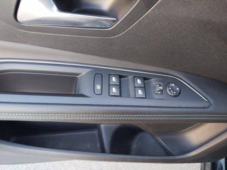 Peugeot 3008 1.2 PureTech 96KW (130CV) S&S GT
