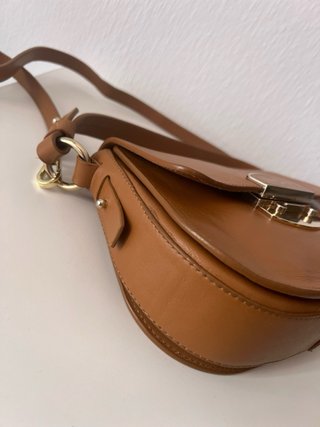 Bolso bandolera piel marrón Roberto Verino