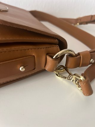 Bolso bandolera piel marrón Roberto Verino