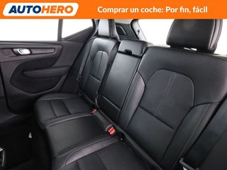 Volvo XC40 2.0 T4 Momentum 2WD