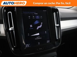 Volvo XC40 2.0 T4 Momentum 2WD