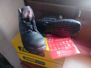 Botas de trabajo Zion Puntera de Acero Negras