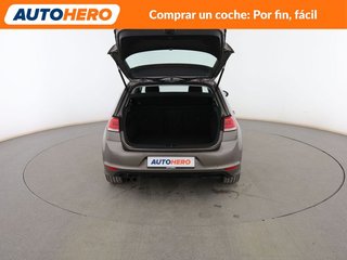 Volkswagen Golf 2.0 TDI Sport by R-Line BlueMotion