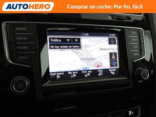 Volkswagen Golf 2.0 TDI Sport by R-Line BlueMotion