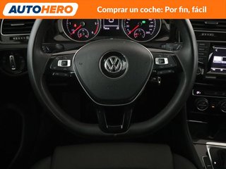Volkswagen Golf 2.0 TDI Sport by R-Line BlueMotion