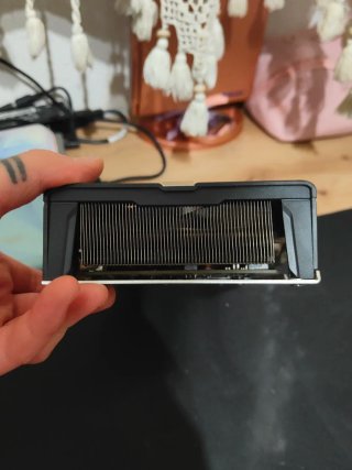 Sapphire Nitro+ Radeon RX 590 8gb VRAM