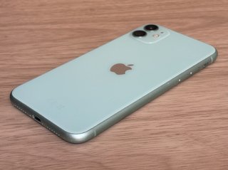 iPhone 11 Green 64GB -- OFERTA LEED !! --