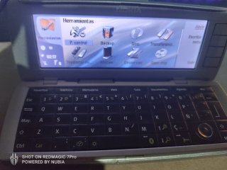 Nokia 9500 Communicator Plata