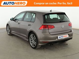 Volkswagen Golf 2.0 TDI Sport by R-Line BlueMotion