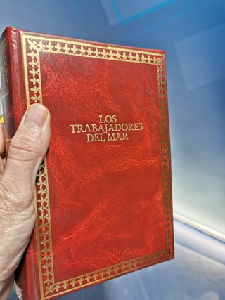 Lote 8 NOVELAS, LIBROS CLÁSICOS Morris West, Joseph Conrad, Camilo José cela y mas autores