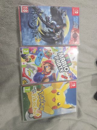 Nintendo Switch Azul y Rojo