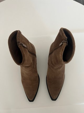 Botines Stradivarius Piel T.38 Tacón Negro