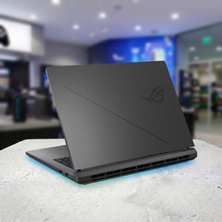 ASUS ROG Strix G18 RTX 5070 1TB 32GB