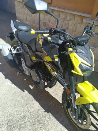 Moto FKM Street Fighter 125cc Naked