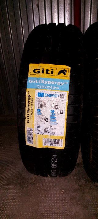 2 Neumáticos GitiSynergy 175/65 R15 84H