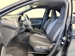 TOYOTA Aygo X Play MT