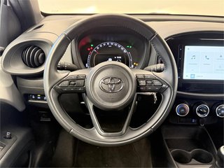 TOYOTA Aygo X Play MT