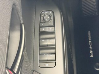 TOYOTA Toyota C-HR Advance