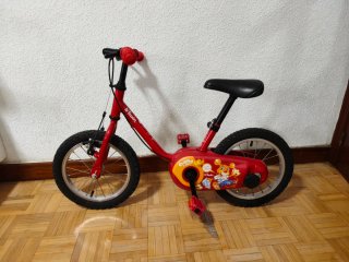 Bicicleta infantil Btwin roja